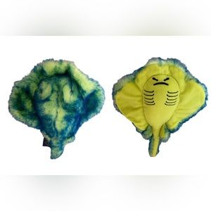 The Petting Zoo Stingray 12” Stuffed Animal Plush Yellow Blue Green  JLI 1994